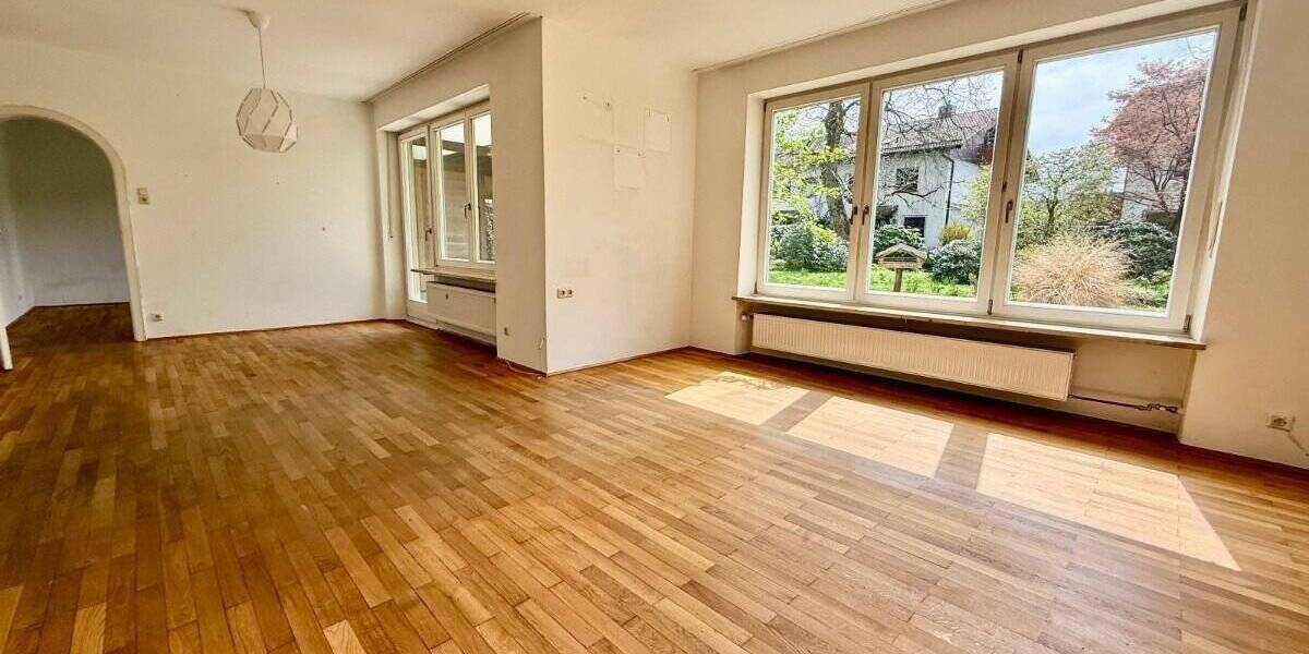 Mehrfamilienhaus, Wohnhaus Stephanskirchen Schloßberg - 7 Zimmer, 200 m&sup2;, 1.050.000&euro; | Angebot:25665216