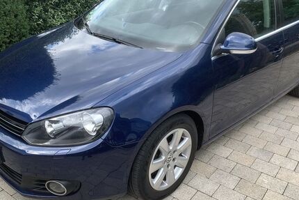 VW Golf 192.000 km 5.099 &euro; Bruckmühl 83052