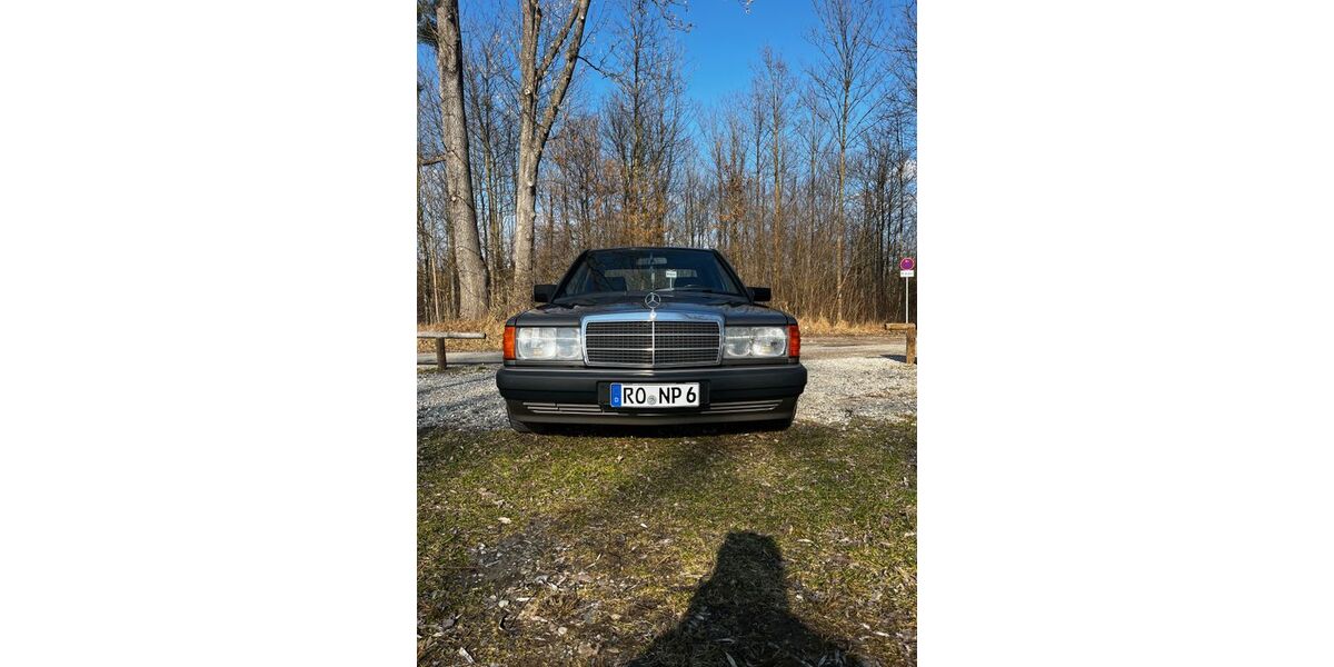 Mercedes-Benz 190 182.895 km 7.900 &euro; Rosenheim 83022
