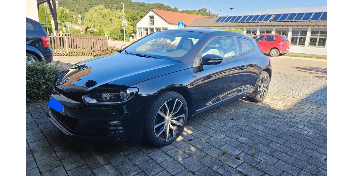 VW Scirocco 42.000 km 12.999 &euro; Rosenheim 83022