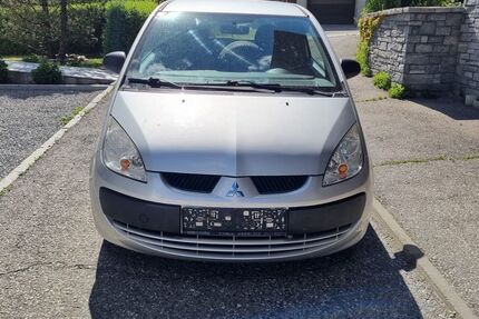 Mitsubishi Colt 141.000 km 850 &euro; Rosenheim 83022