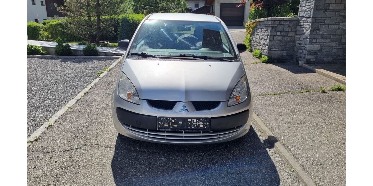 Mitsubishi Colt 141.000 km 850 &euro; Rosenheim 83022