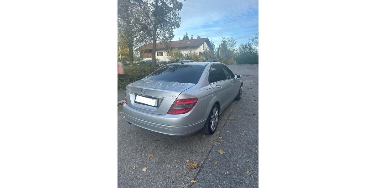 Mercedes-Benz C 200 167.000 km 10.750 &euro; Rosenheim 83013