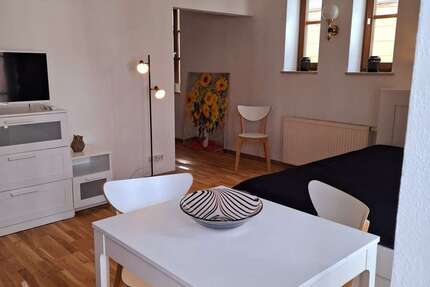 Zimmer Rosenheim Innenstadt - 1 Zimmer, 1.250&euro; | Angebot:25203879