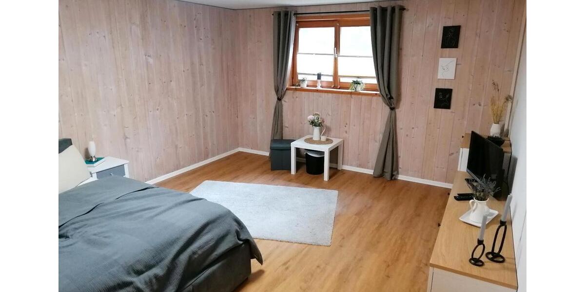 Dachgeschoßwohnung Rosenheim Aising - 2 Zimmer, 84 m&sup2;, 369.000&euro; | Angebot:26121948
