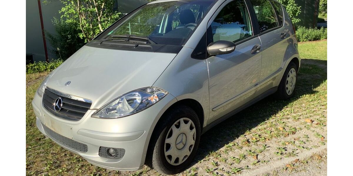 Mercedes-Benz A 150 111.400 km 2.890 &euro; Feldkirchen-Westerham 83620