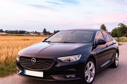 Opel Insignia 180.000 km 8.000 &euro; Halfing 83128