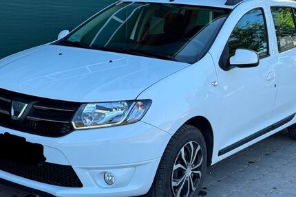 Dacia Logan 215.000 km 3.490 &euro; Rosenheim 83026