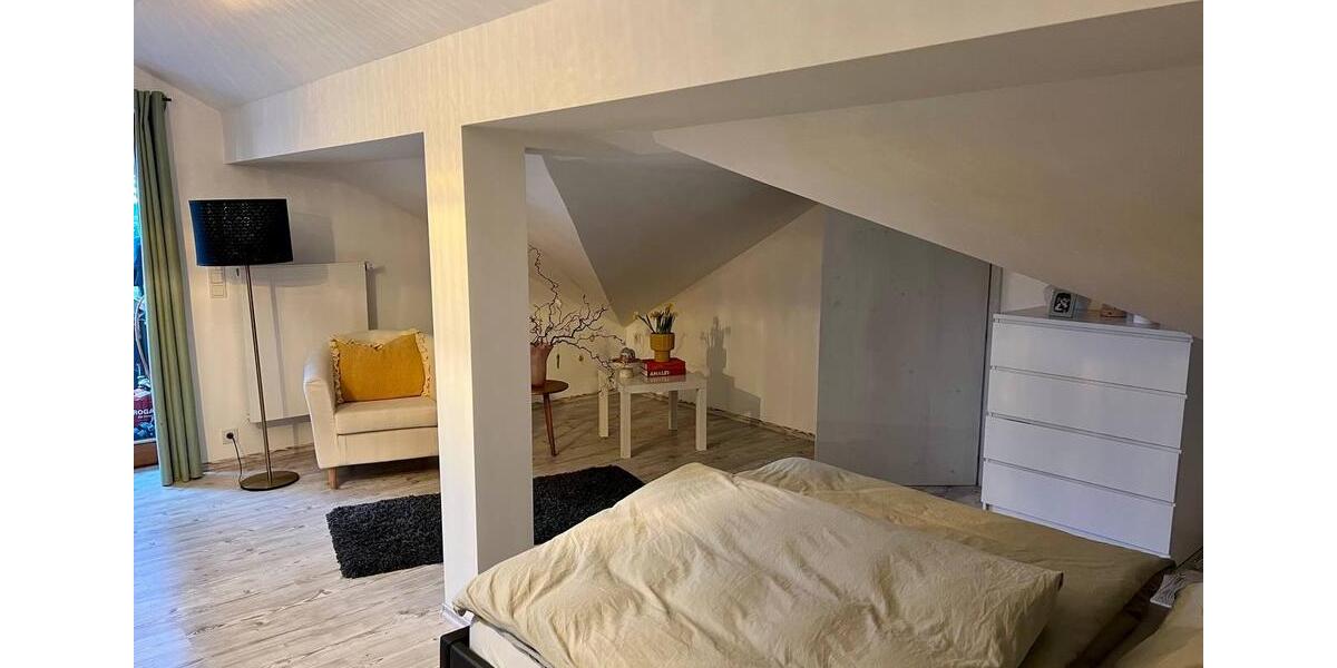 Dachgeschoßwohnung Tuntenhausen - 2 Zimmer, 71 m&sup2;, 1.050&euro; | Angebot:25989110