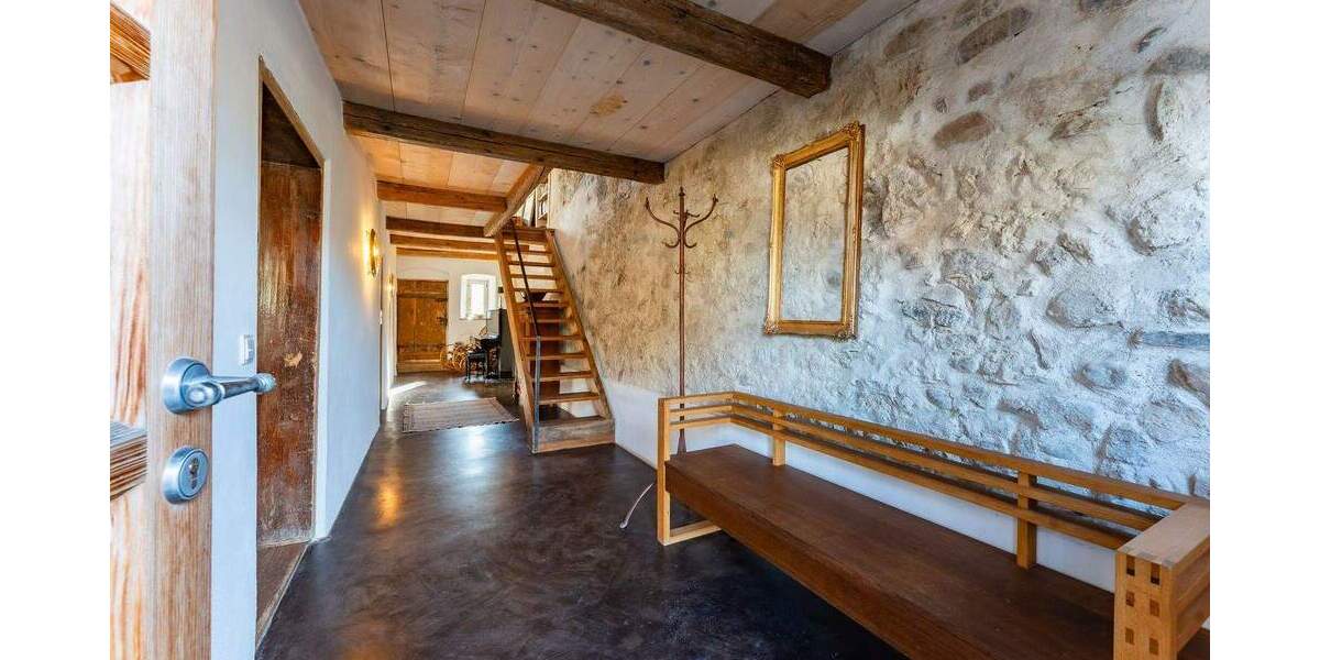 Bauernhaus, Landhaus Rimsting Ratzing - 6 Zimmer, 220 m&sup2;, 2.250.000&euro; | Angebot:25669854