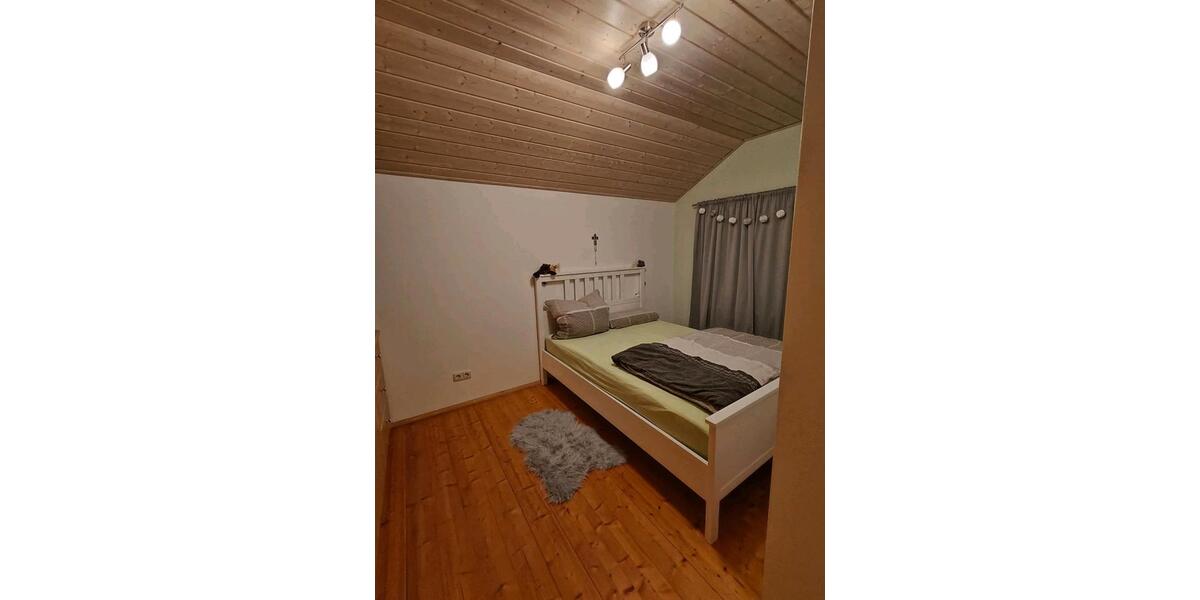 Etagenwohnung Albaching - 3 Zimmer, 100 m&sup2;, 950&euro; | Angebot:25497514