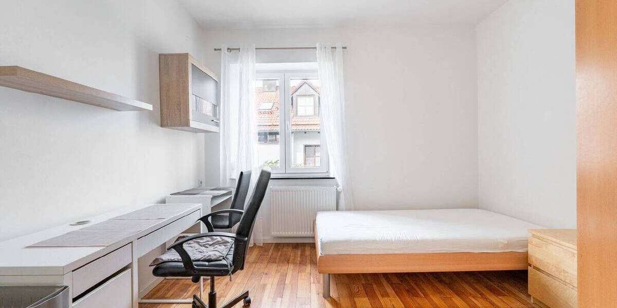 Einfamilienhaus Kirchseeon - 9 Zimmer, 195 m&sup2;, 1.600.000&euro; | Angebot:26683181