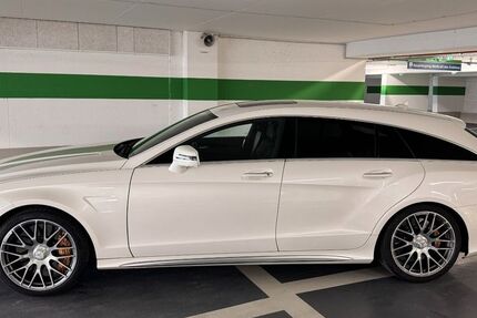 Mercedes-Benz CLS 63 AMG Shooting Brake 199.900 km 29.800 &euro; Rosenheim 83022