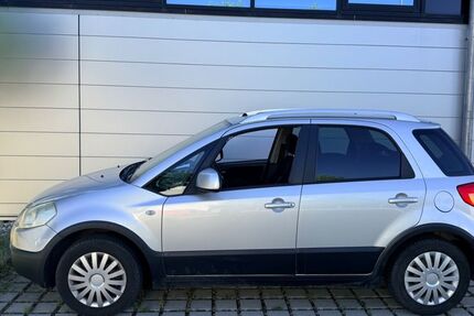 Fiat Sedici 172.472 km 2.499 &euro; Raubling 83064