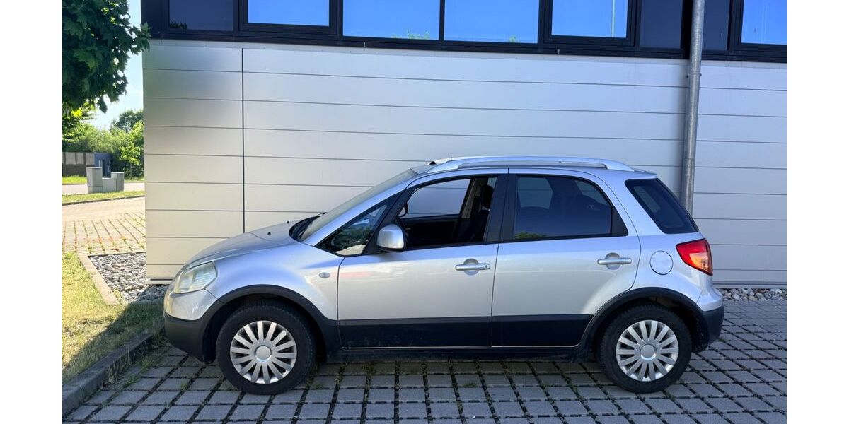 Fiat Sedici 172.472 km 2.499 &euro; Raubling 83064