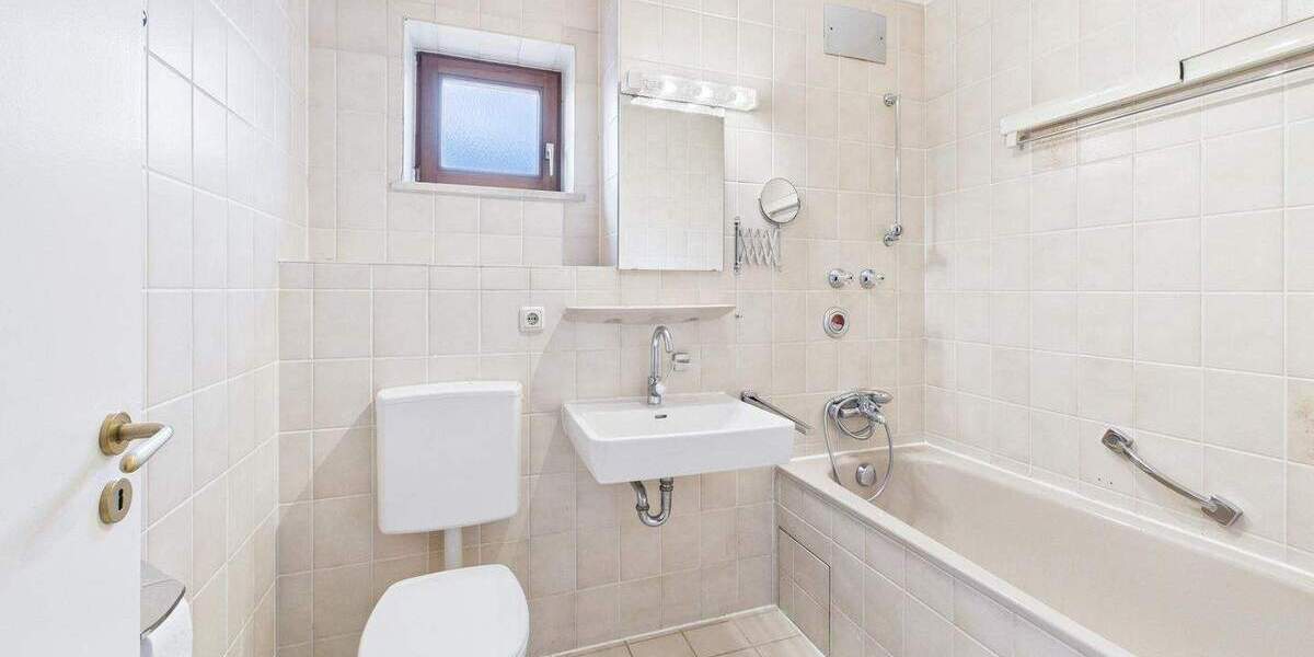 Etagenwohnung Ebersberg - 2 Zimmer, 53 m&sup2;, 265.000&euro; | Angebot:25708199