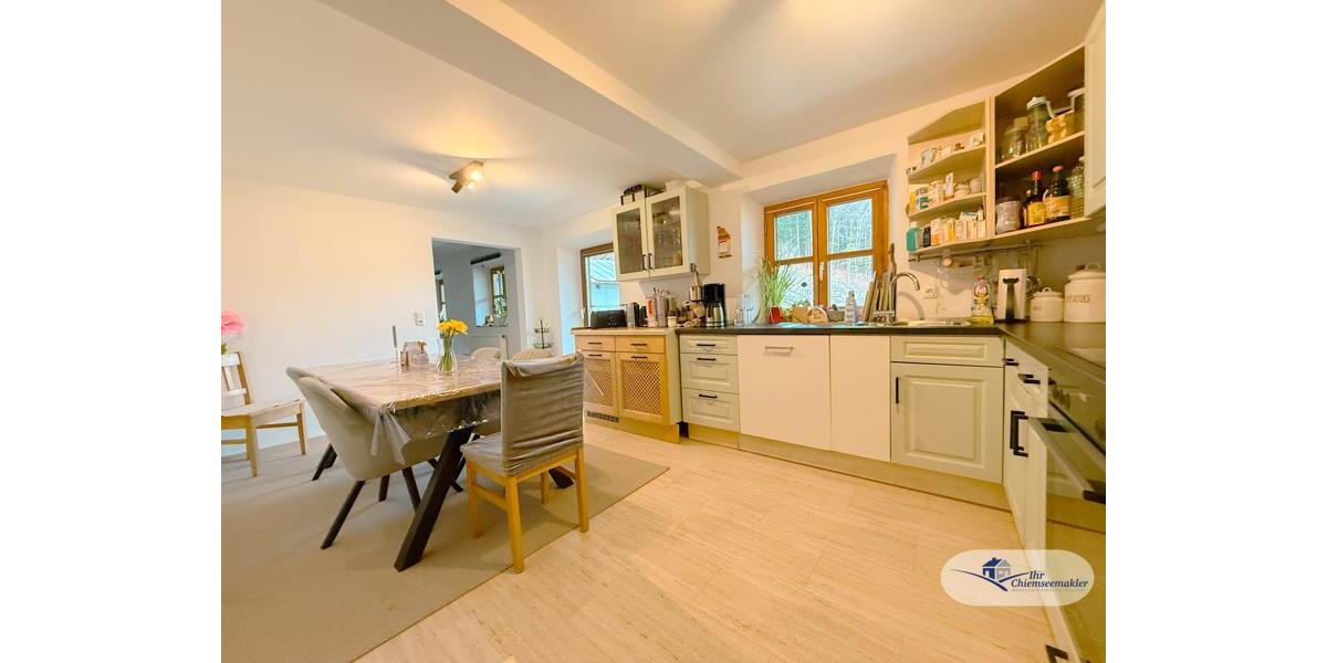 Etagenwohnung Aschau im Chiemgau - 4 Zimmer, 152 m&sup2;, 1.450&euro; | Angebot:25251371