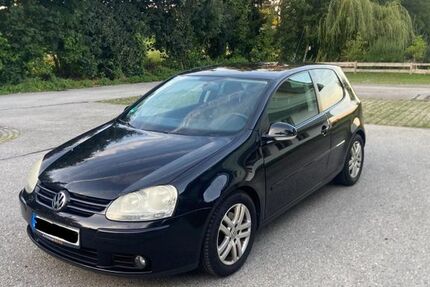 VW Golf 298.000 km 2.200 &euro; Stephanskirchen 83071
