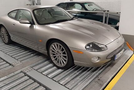 Jaguar XKR 220.000 km 11.999 &euro; Rosenheim 83026