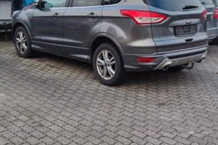 Ford Kuga 240.000 km 5.999 &euro; Großkarolinenfeld 83109