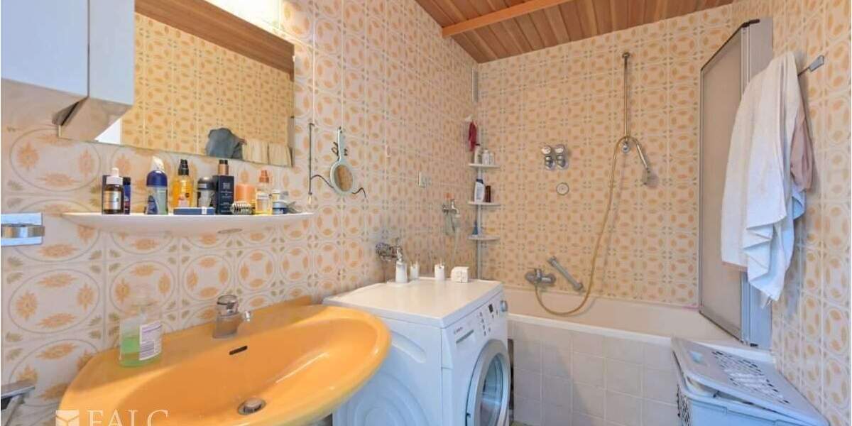 Etagenwohnung Miesbach - 3 Zimmer, 63 m&sup2;, 279.000&euro; | Angebot:25742758