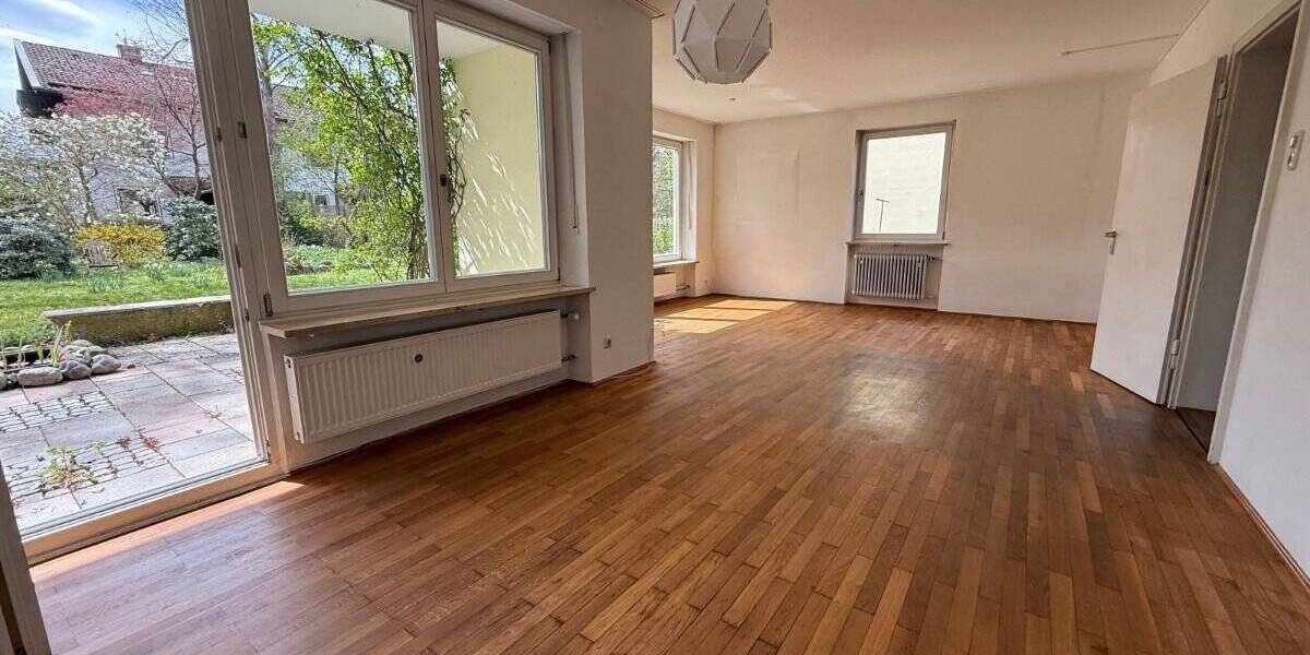 Mehrfamilienhaus, Wohnhaus Stephanskirchen Schloßberg - 7 Zimmer, 200 m&sup2;, 1.050.000&euro; | Angebot:25665216