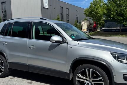 VW Tiguan 209.200 km 9.799 &euro; Rosenheim 83022