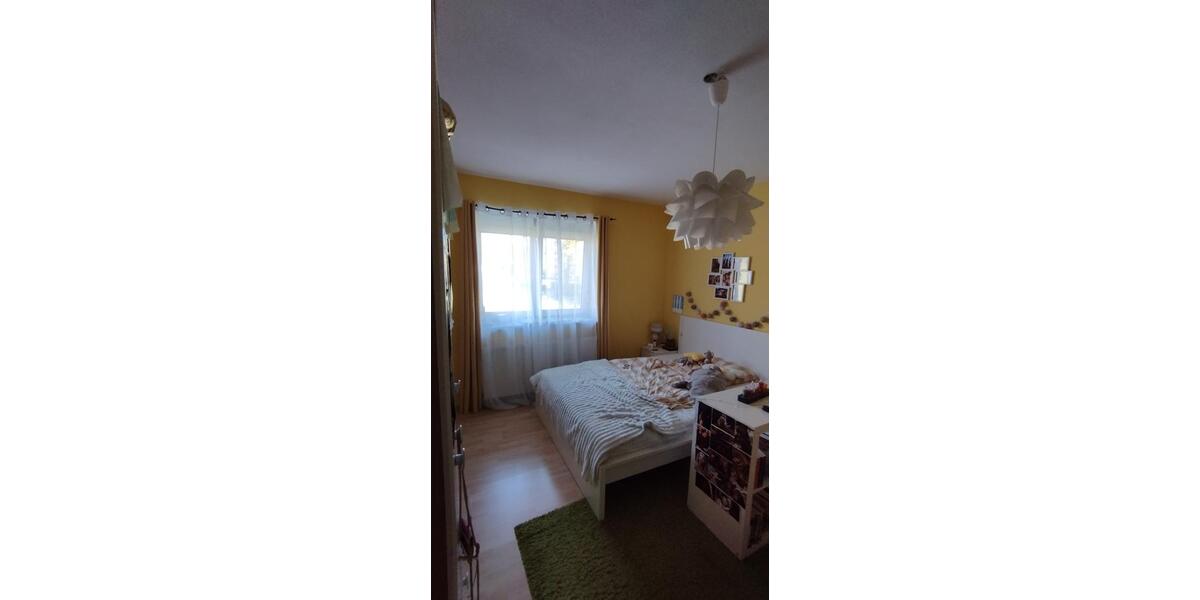 Reihenhaus Kirchseeon - 7 Zimmer, 170 m&sup2;, 2.200&euro; | Angebot:26490140