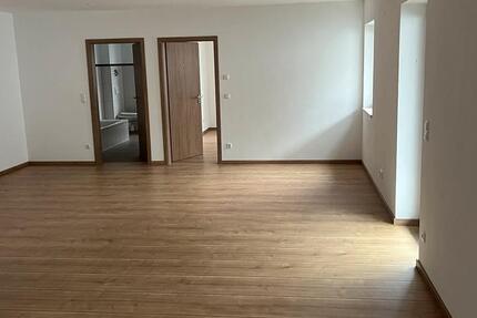 Gewerbeobjekt Pfaffing - 750&euro; | Angebot:23386914