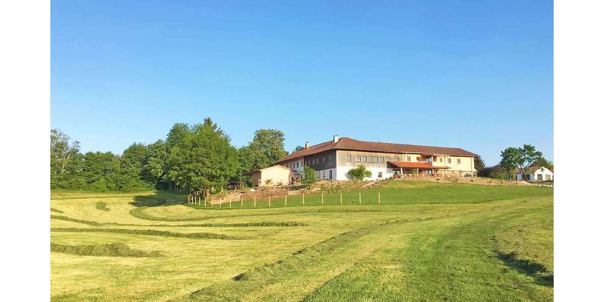 Einfamilienhaus Rechtmehring - 22 Zimmer, 798 m&sup2;, 3.395.000&euro; | Angebot:26105333