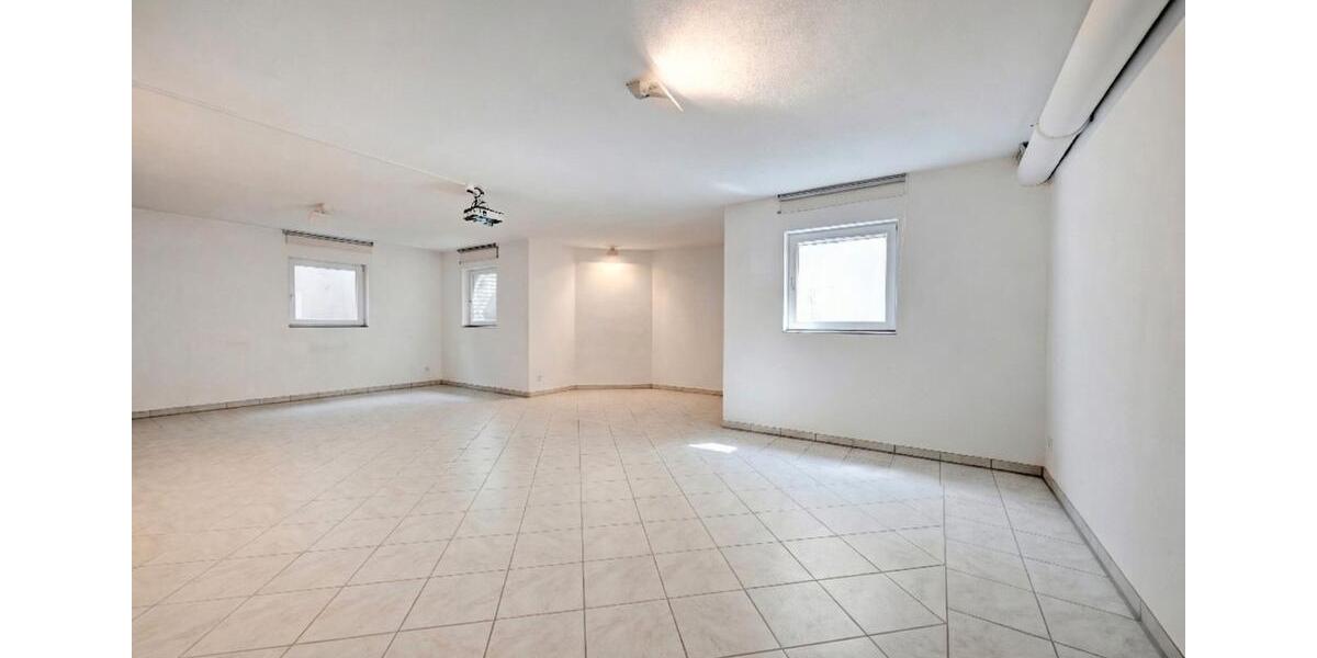 Einfamilienhaus Ebersberg - 15 Zimmer, 683 m&sup2;, 2.390.000&euro; | Angebot:26042398