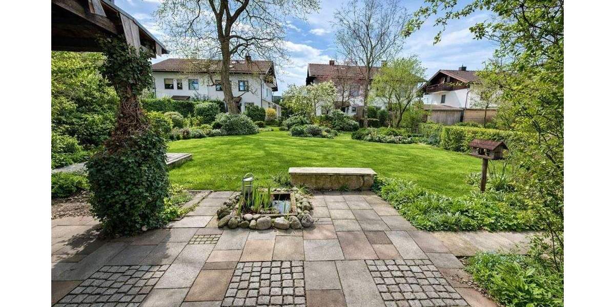 Grundstück Stephanskirchen Schloßberg - 1.050.000&euro; | Angebot:25665215