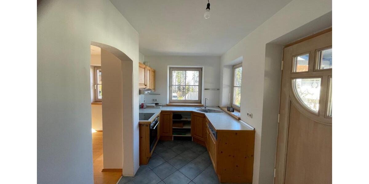 Maisonettenwohnung Bad Endorf - 3 Zimmer, 86 m&sup2;, 1.300&euro; | Angebot:26505252