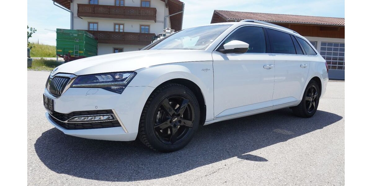 Skoda Superb 111.200 km 18.900 &euro; Griesstätt 83556