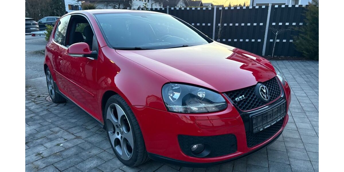 VW Golf 114.000 km 4.890 &euro; Rosenheim 83022
