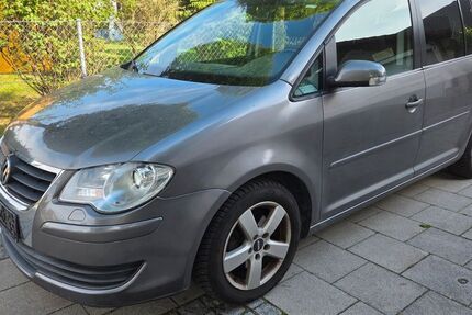 VW Touran 372.000 km 2.250 &euro; Raubling 83064