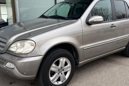 Mercedes-Benz ML 270 249.000 km 4.599 &euro; Kolbermoor 83059