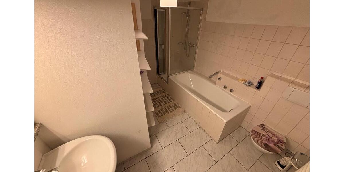 Etagenwohnung Rosenheim Aising - 1 Zimmer, 12 m&sup2;, 650&euro; | Angebot:25945379