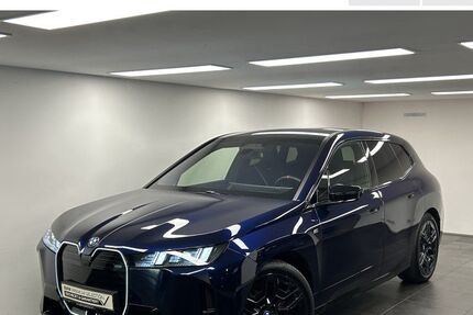 BMW iX 22.523 km 92.850 &euro; Rosenheim 83026