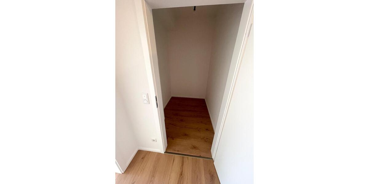 Etagenwohnung Vogtareuth - 4 Zimmer, 95 m&sup2;, 1.472&euro; | Angebot:25217535