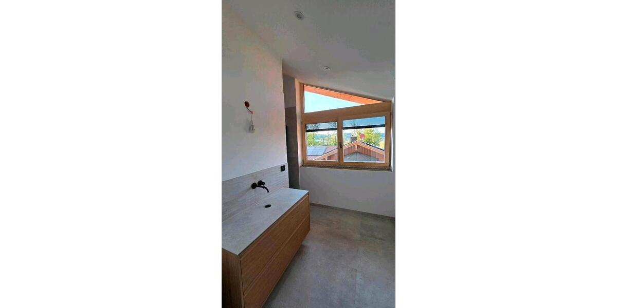 Etagenwohnung Bruckmühl - 2 Zimmer, 88 m&sup2;, 1.550&euro; | Angebot:26525679