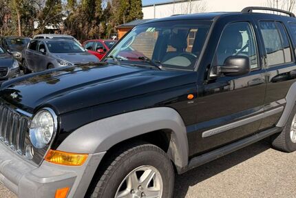 Jeep Cherokee 145.000 km 2.690 &euro; Rosenheim 83022