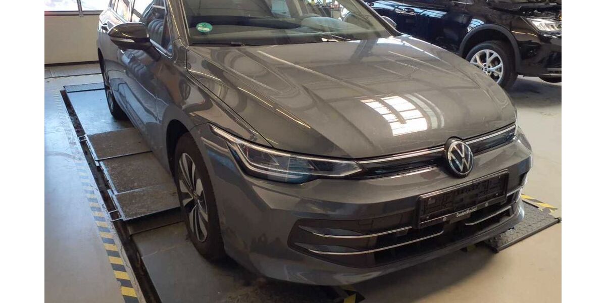 VW Golf 24.257 km 32.990 &euro; Bruckmühl 83052