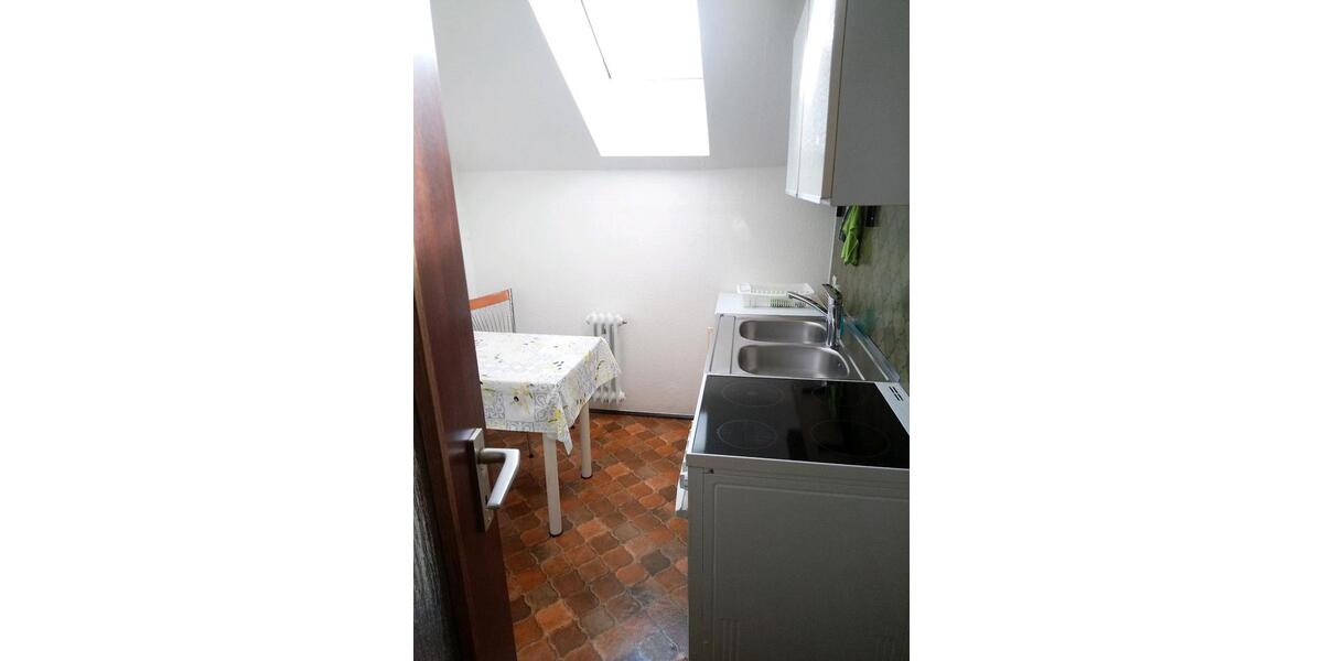 Dachgeschoßwohnung Hausham - 1 Zimmer, 36 m&sup2;, 350&euro; | Angebot:25944301