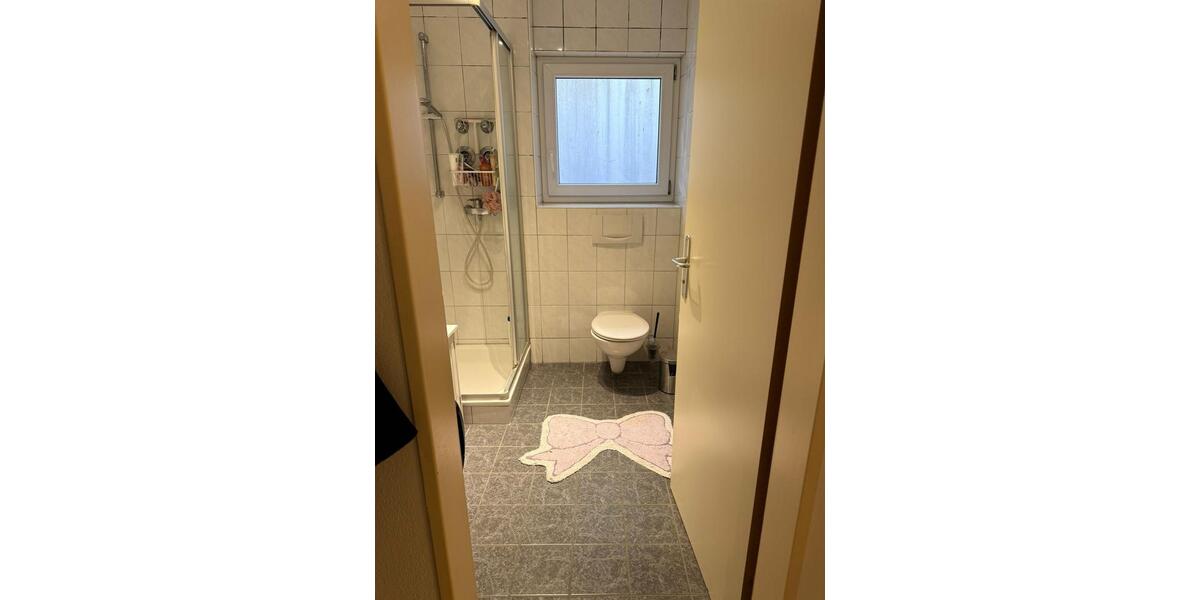 Etagenwohnung Egmating - 1 Zimmer, 27 m&sup2;, 455&euro; | Angebot:25934529