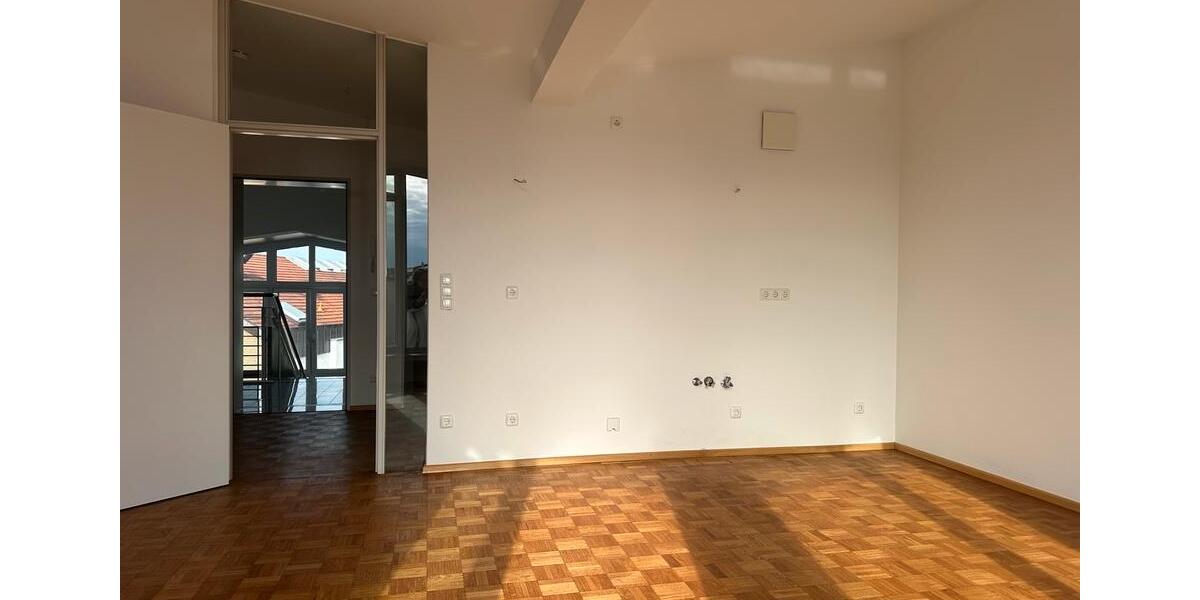 Etagenwohnung Rosenheim Innenstadt - 2 Zimmer, 46 m&sup2;, 780&euro; | Angebot:26552562