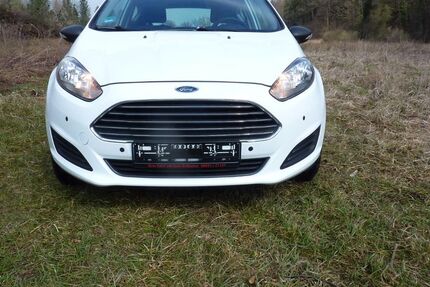 Ford Fiesta 80.450 km 4.800 &euro; Stephanskirchen 83071