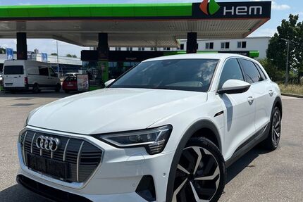Audi e-tron 39.158 km 27.999 &euro; Rosenheim 83026