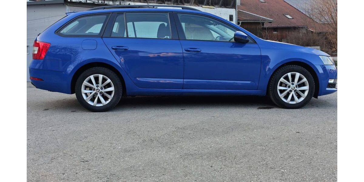 Skoda Octavia 143.000 km 12.444 &euro; Rosenheim 83026