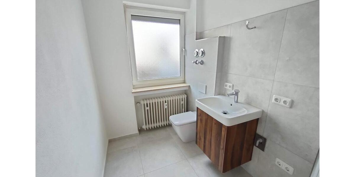 Erdgeschoßwohnung Rosenheim Innenstadt - 3 Zimmer, 70 m&sup2;, 1.030&euro; | Angebot:25881495